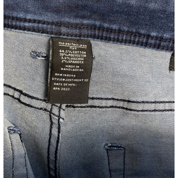 The Perfect Jean NYC Slim Fit Jeans Mens 32 Stretch Normcore Minimalist - Picture 11 of 11